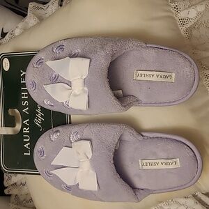 Laura Ashley Slippers 5-6